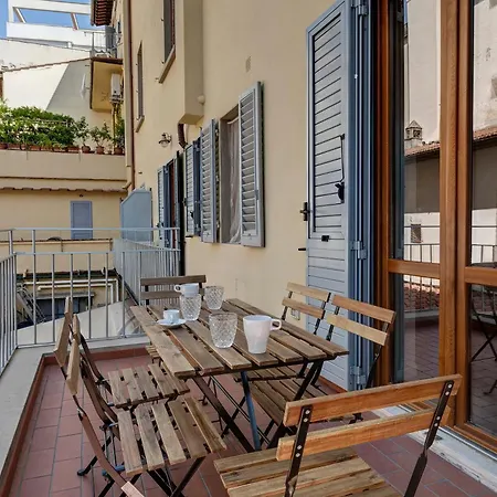 Apartment Oricellari By Mamo Florenz